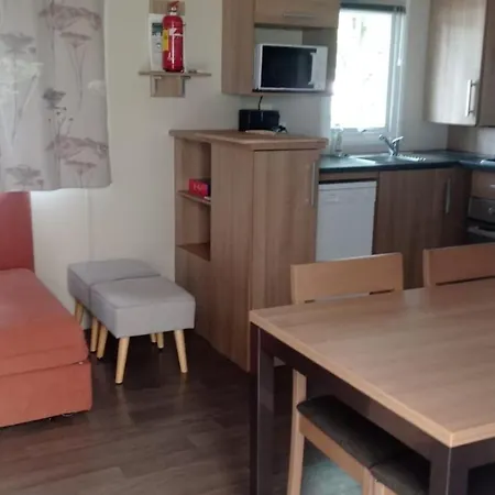 Mobil Home, Clim, Animaux Ok - 6 Pers. - Api-1-52-2248 Campingplatz